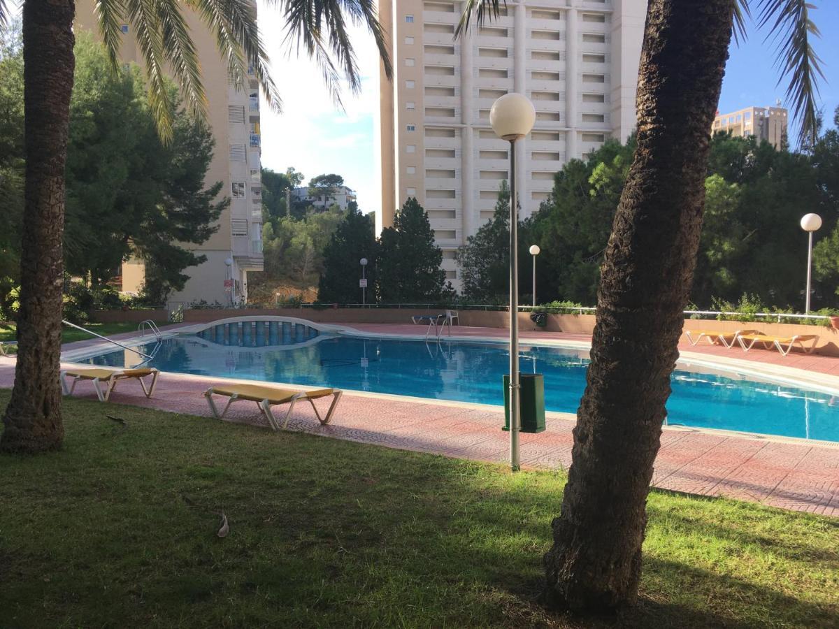 Апартаменты Apartamento Corazon De Monte Carlo Бенидорм Экстерьер фото